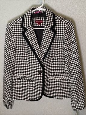 Merona Black and White Houndstooth Blazer with Black Trim